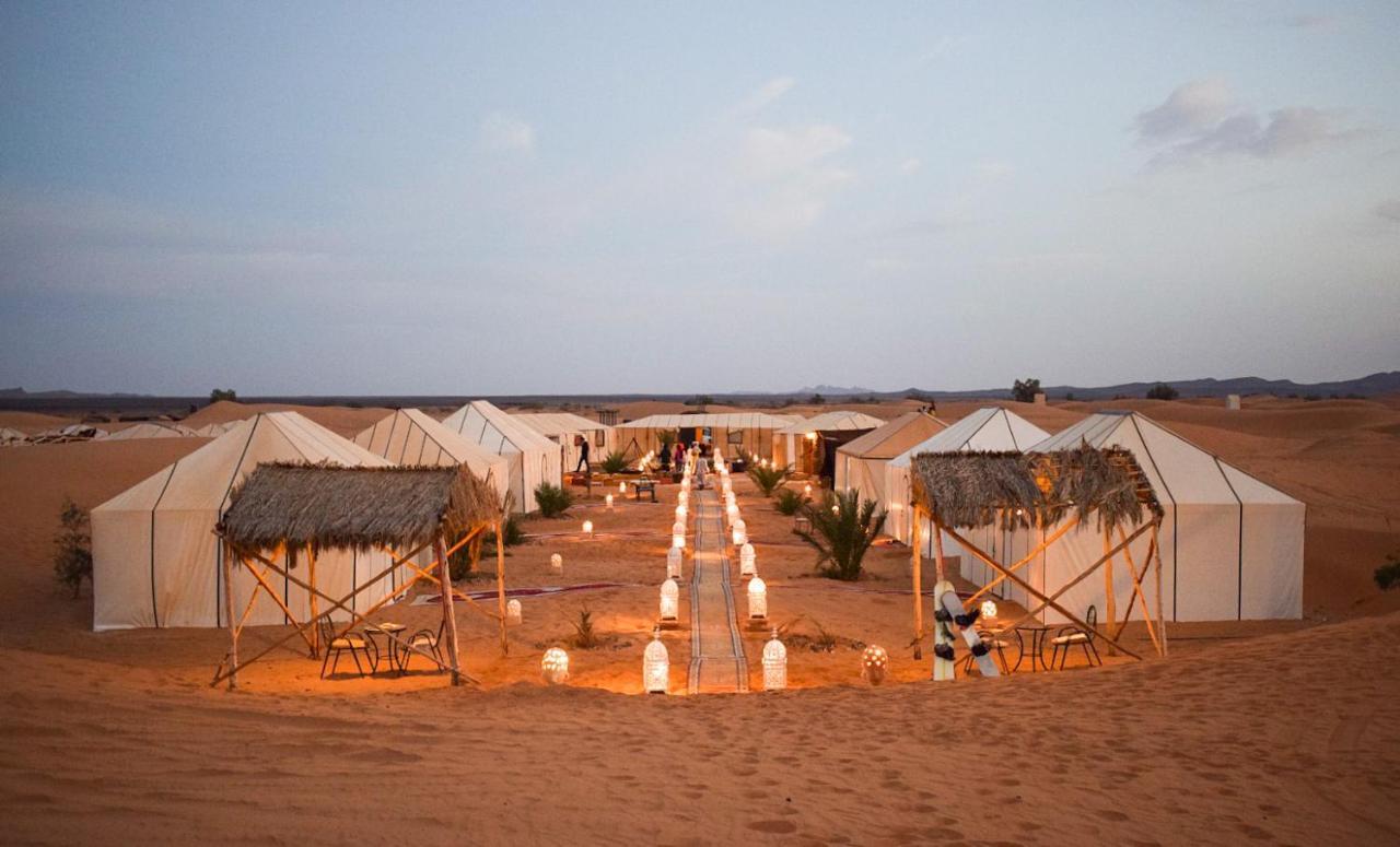 Africa Luxury Camps Hotel เมอร์ซูกา ภายนอก รูปภาพ